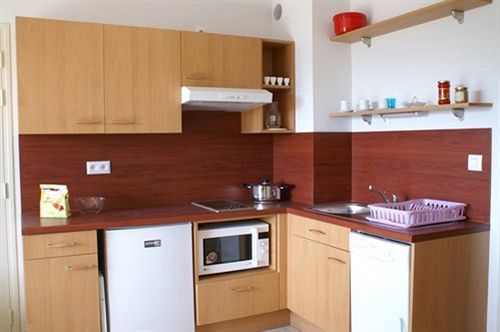 Madame Vacances - Residence La Marquisie Trebas Экстерьер фото